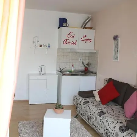 Marinessa Apartment *
