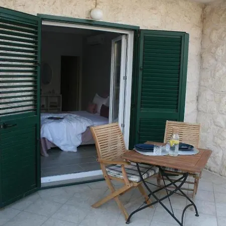 Daire Marinessa Hvar Town