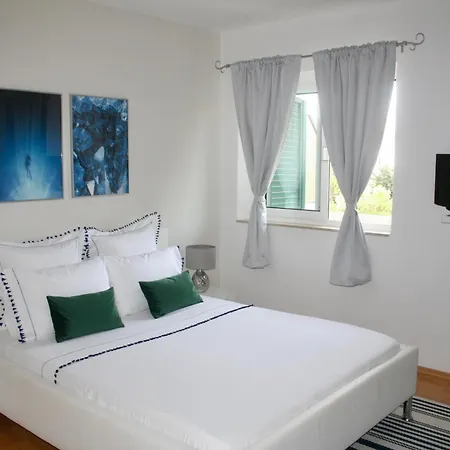 Apartment Marinessa *