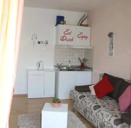 Marinessa Apartment *