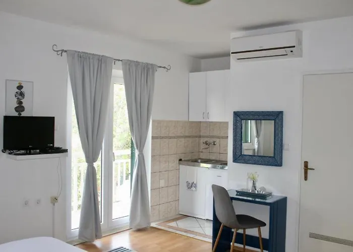 Apartment Marinessa Hvar Town