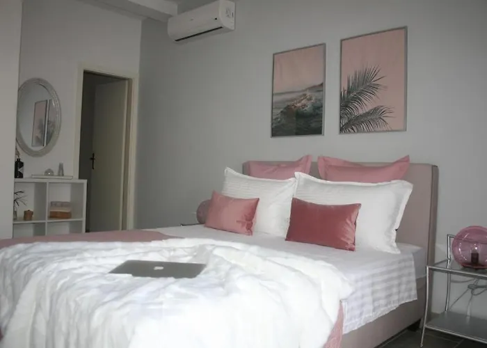 Marinessa Apartment *